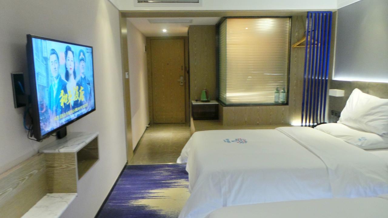 Lifu Hotel Wankel Jiang Tai Road Metro Station Branch Guangzhou Exterior photo