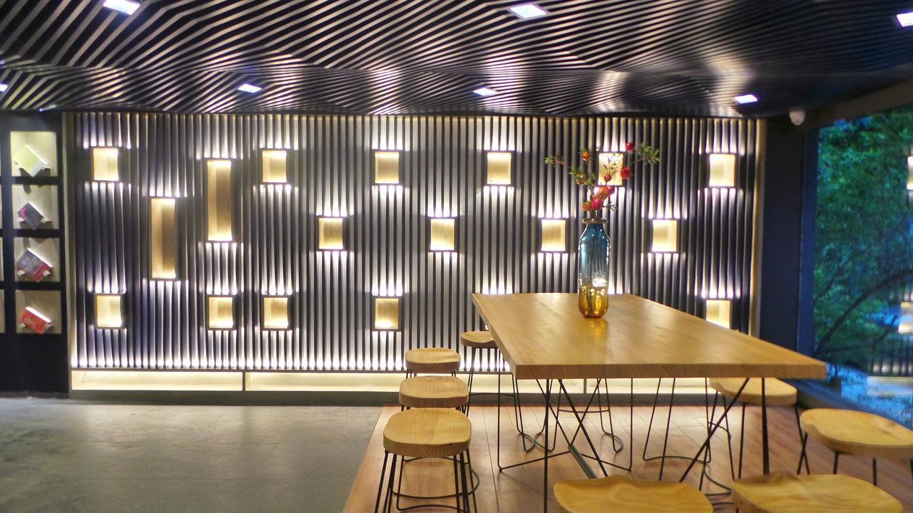 Lifu Hotel Wankel Jiang Tai Road Metro Station Branch Guangzhou Exterior photo